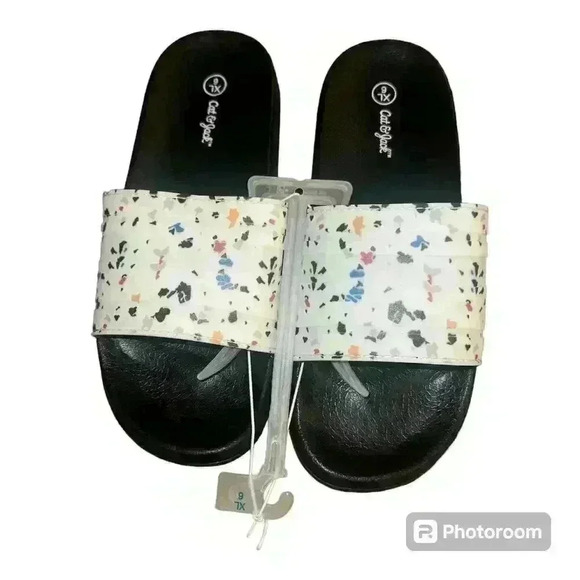 Cat & Jack White/Multicolor Nikko Slide Sandals, Size 6 - Picture 1 of 4